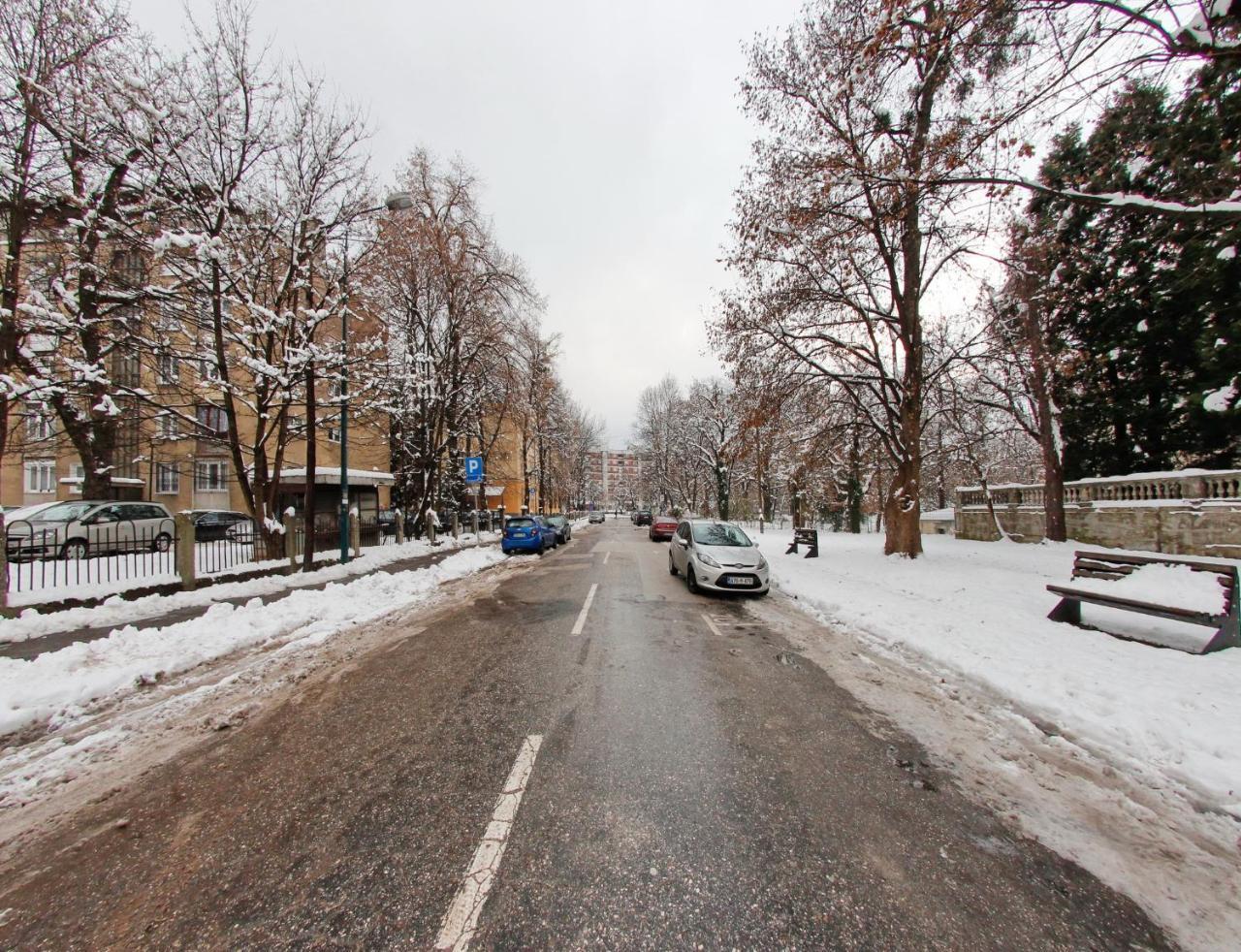 Apartman Vills Lägenhet Sarajevo Exteriör bild